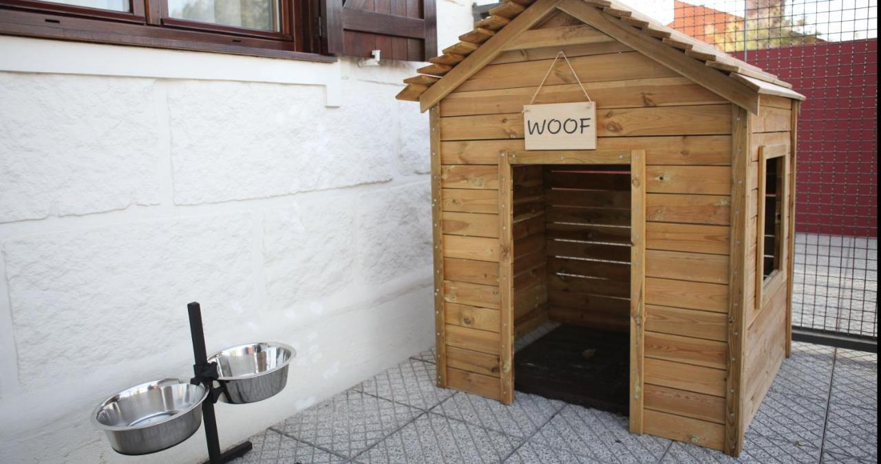 Woof & Sun Villa Езмориз Екстериор снимка